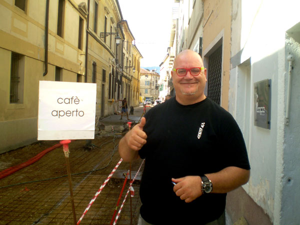 “Noi di Via Museo teniamo duro”