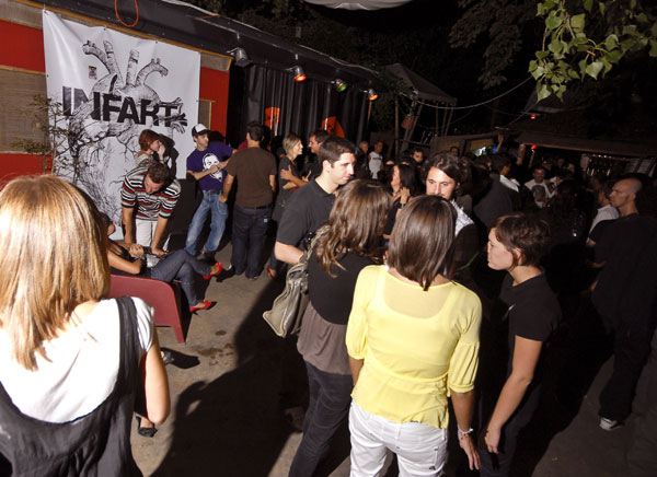 Infart 2010 - Hello Nasty!