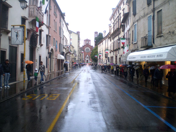 “Evacuato” il centro storico