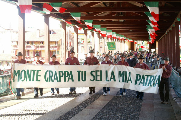 Un sole di alpini