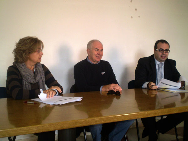 “Nuove regole per la politica”