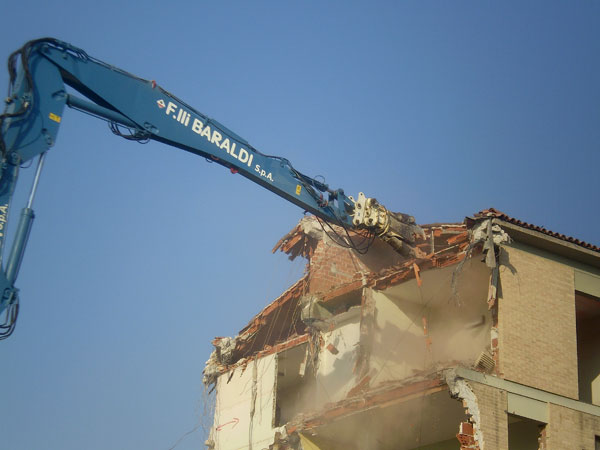 Demolizione del Vecchio Ospedale