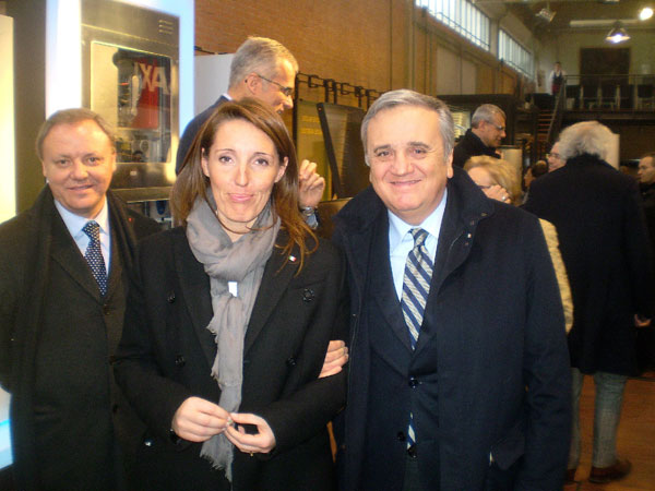 Sacconi: “Dobbiamo favorire le associazioni in rete tra imprese”