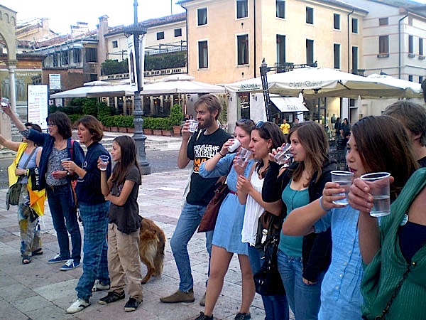 Referendum, atto finale 2