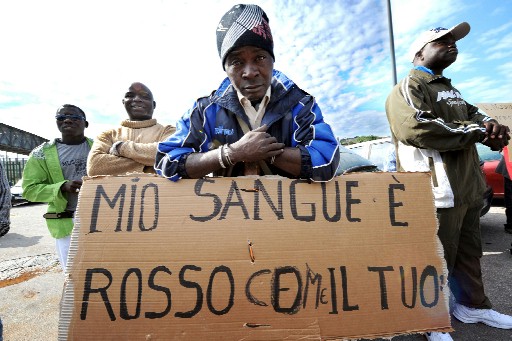 Tutti  con Macondo