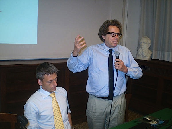 L'intervento di Jesse Marsh di ENoLL - European Network of Living Labs. A sinistra Ivan Pilati, Trentino as a Lab