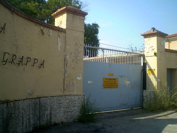 “Duecento profughi alla Monte Grappa”: è bufera