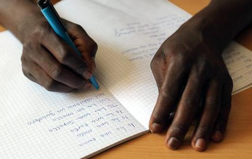 E i profughi africani...vanno a studiare