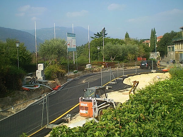 Habemus strada
