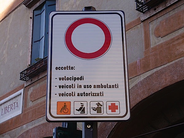 Levata di scudi contro la ZTL