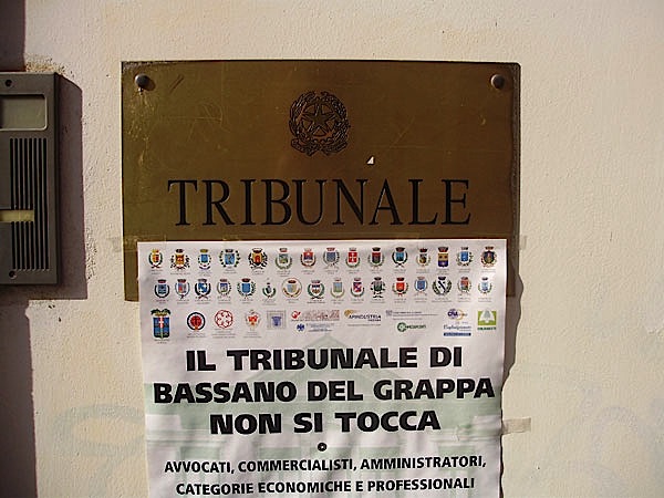 Il gran paradosso del Tribunale