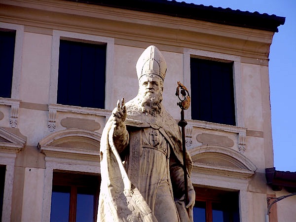 San Bassiano, premiati il prof. Bertamini e Renzo Stevan con la Pro Bassano
