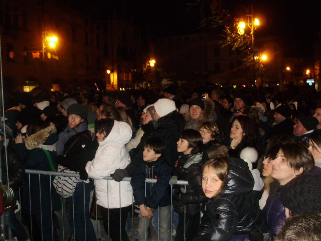 Tutti in piazza per Francesca