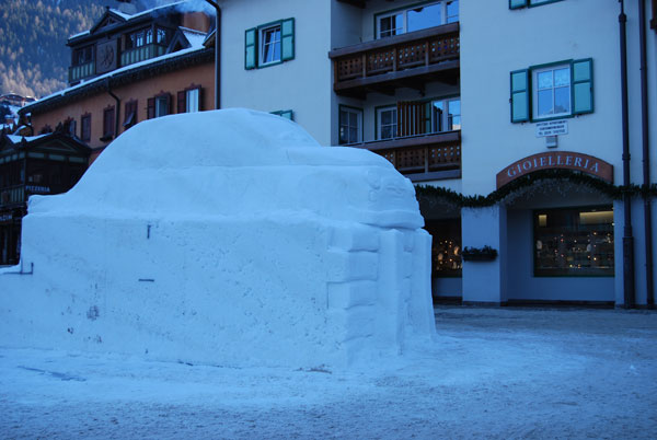 Lo scultore delle nevi