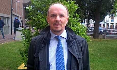 “Diktat della Provincia, ogni scuola decida in autonomia”