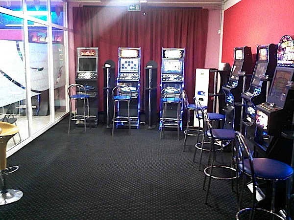 Chiusa a Schiavon sala giochi cinese