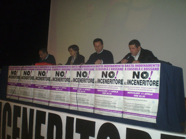 Un Boato scuote l'assemblea
