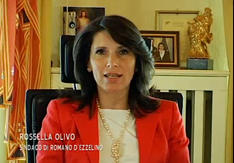 Il sindaco Rossella Olivo (qui in un'immagine da Youtube) sottolinea il suo consenso popolare "nonostante tutto e tutti" 