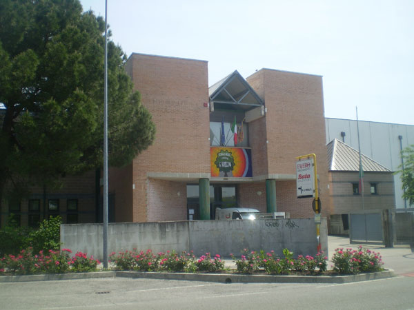 Gassificatore a scuola. “Strumentalizzati i nostri ragazzi”