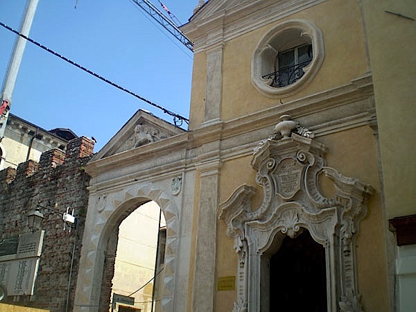 Vigili...in sacrestia