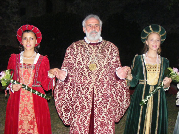 Marostica elegge le sue giovani “Madone”