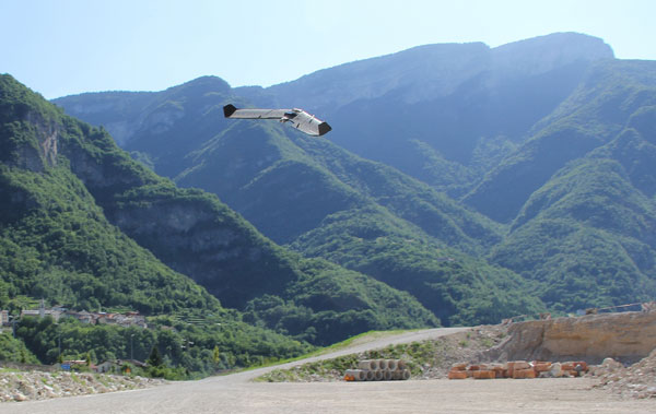 Un “aereo-spia” sulle cave del Vicentino