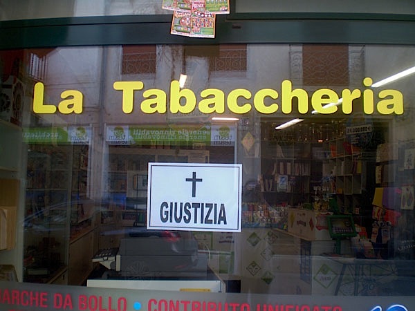 Il “De Profundis” del tabaccaio