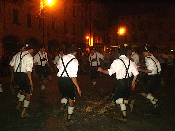Schuhplattler motion