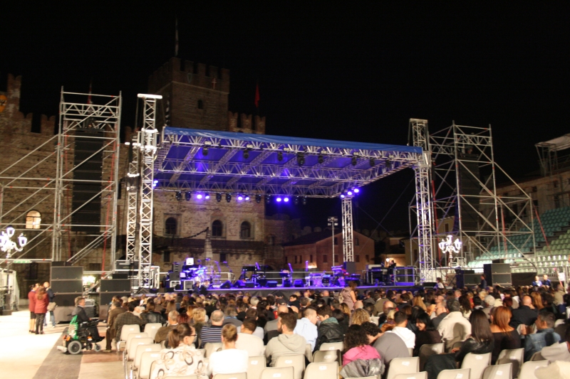 Francesco De Gregori sulla scacchiera di Marostica