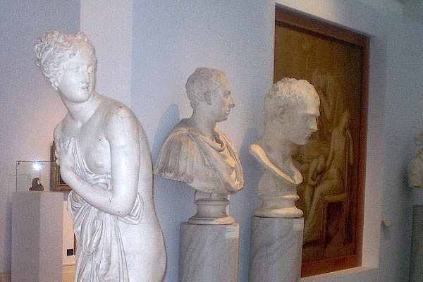 © come Canova