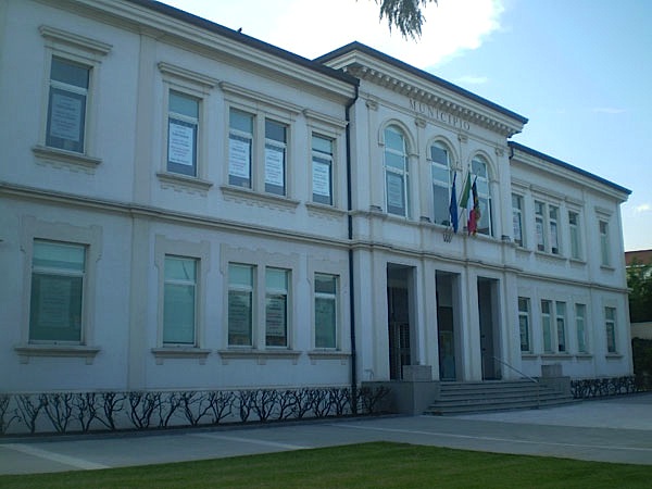 Rossano, caos a 5 Stelle