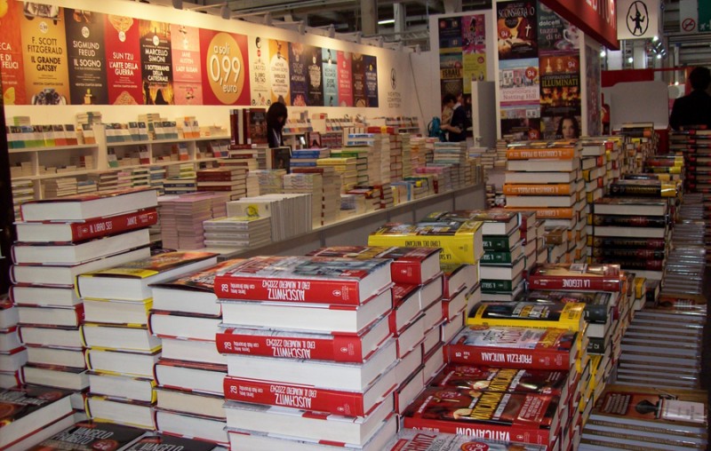 Maggio: piovono libri