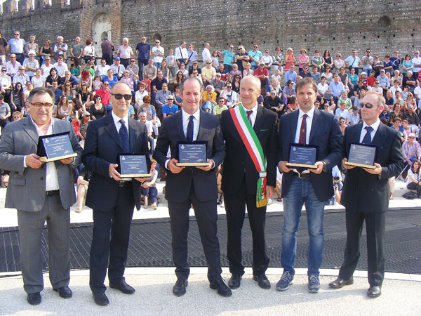 Cittadella inaugura le Mura con il nastro da Guinness dei Primati