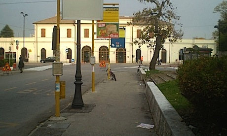 Stai alla larga da lei