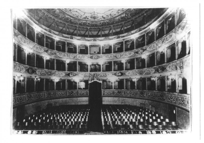 Il Teatro sociale di Bassano in mostra