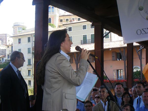 E il Ponte si trasforma in passerella