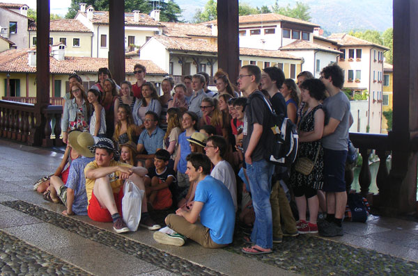 A.A.A. turismo cercasi
