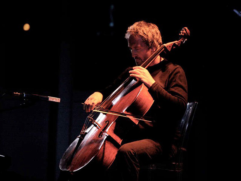 Le  emozioni del violoncello di Mario Brunello