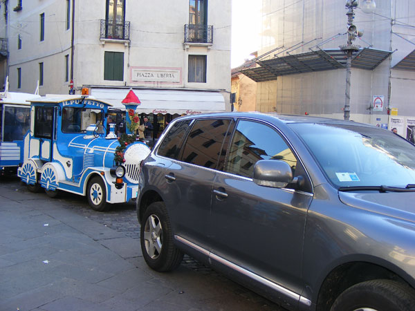 E' in arrivo il Suv sul binario n.1