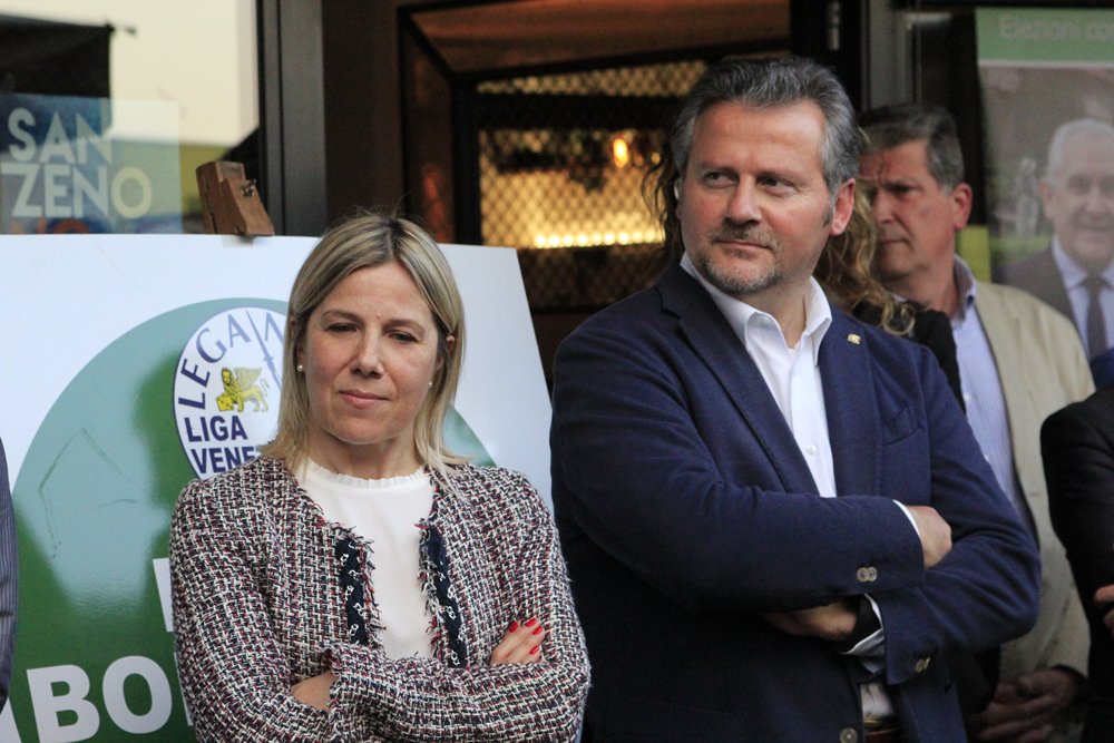 Lo struzzo e la giraffa