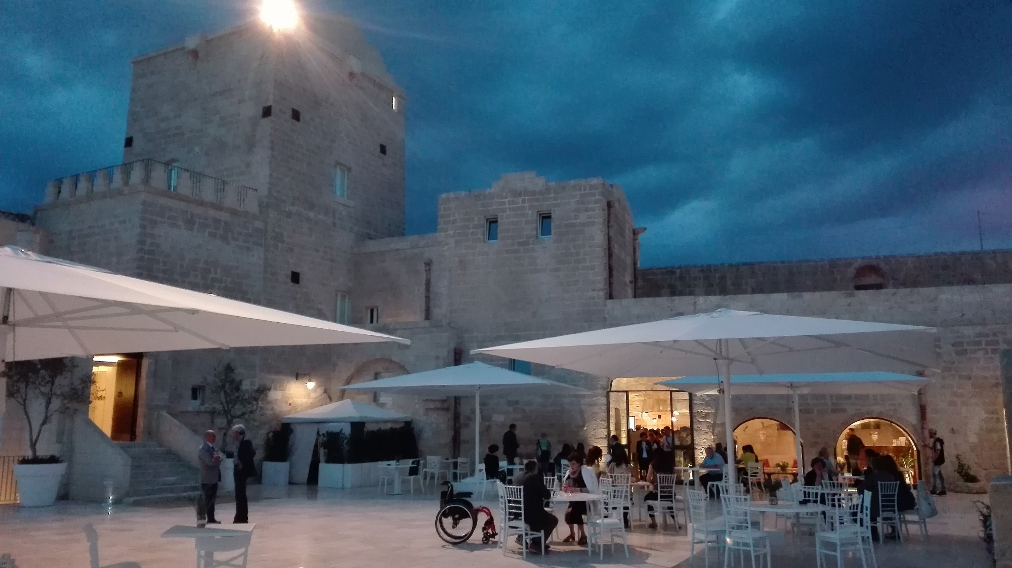 Masseria Fortificata San Francesco, la sera dell'evento (foto Alessandro Tich)
