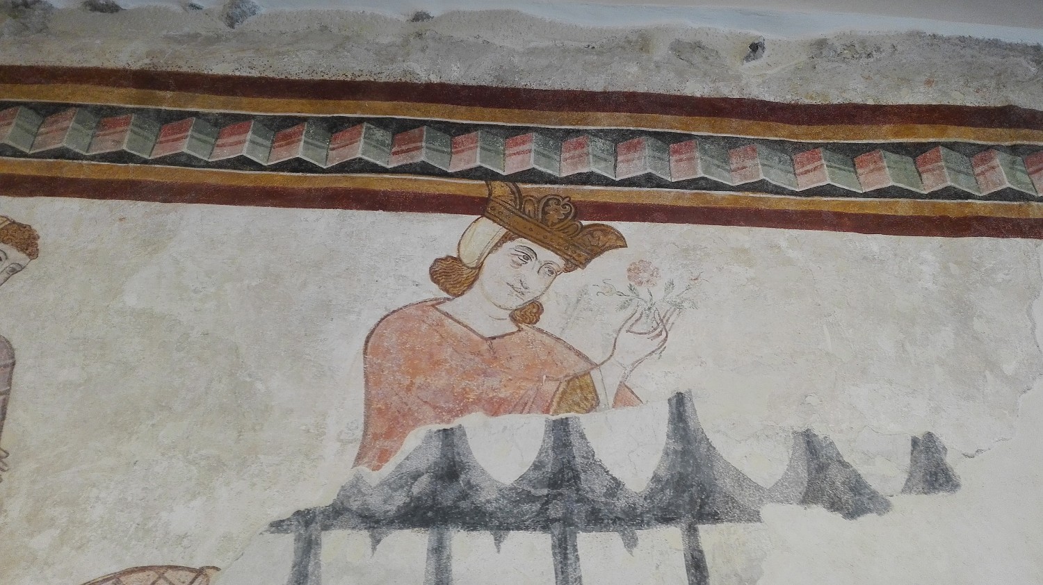 L'Imperatore Federico II nel particolare dell'affresco duecentesco di Palazzo Finco (foto Alessandro Tich)