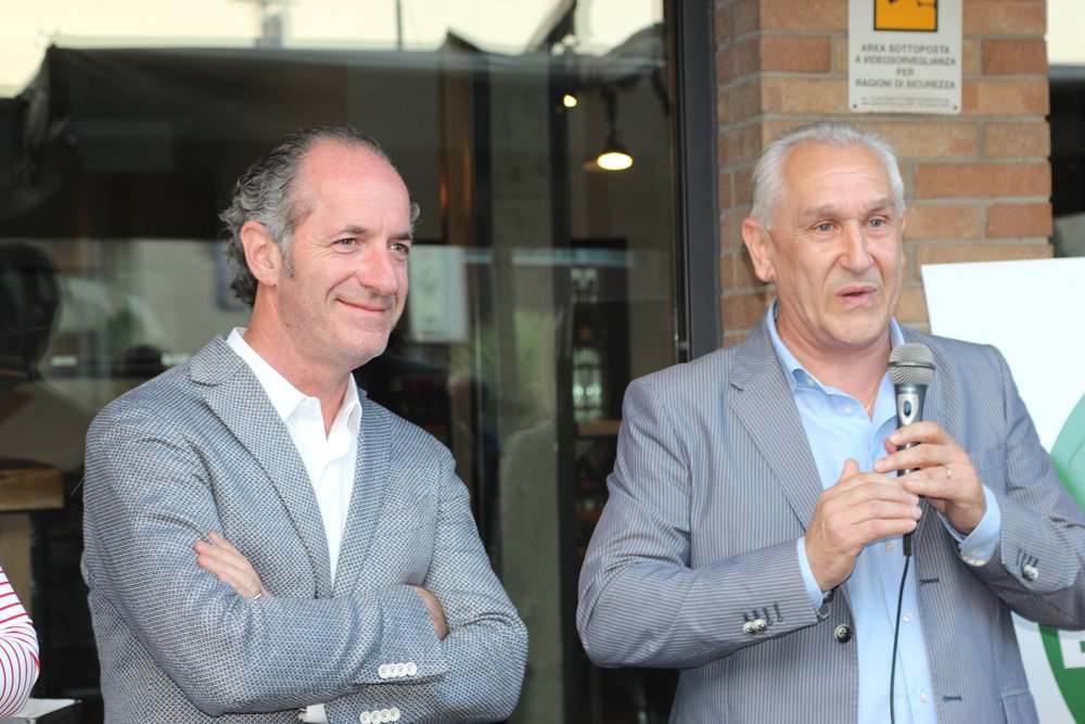 Lo struzzo e la giraffa
