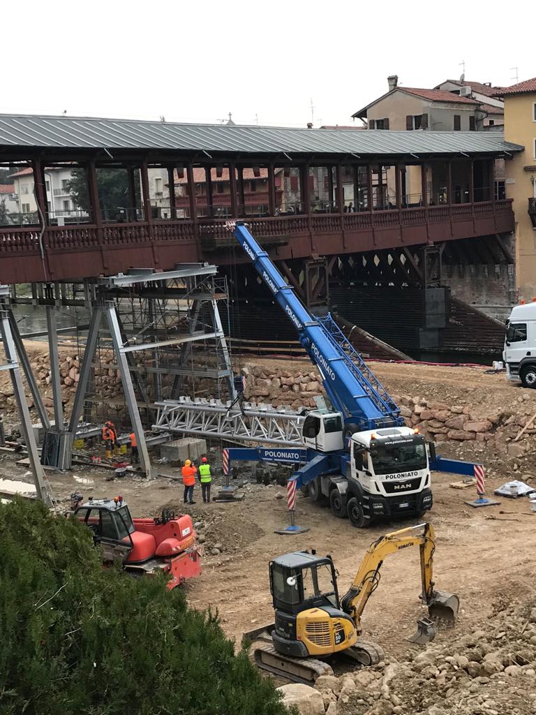 Lo struzzo e la giraffa