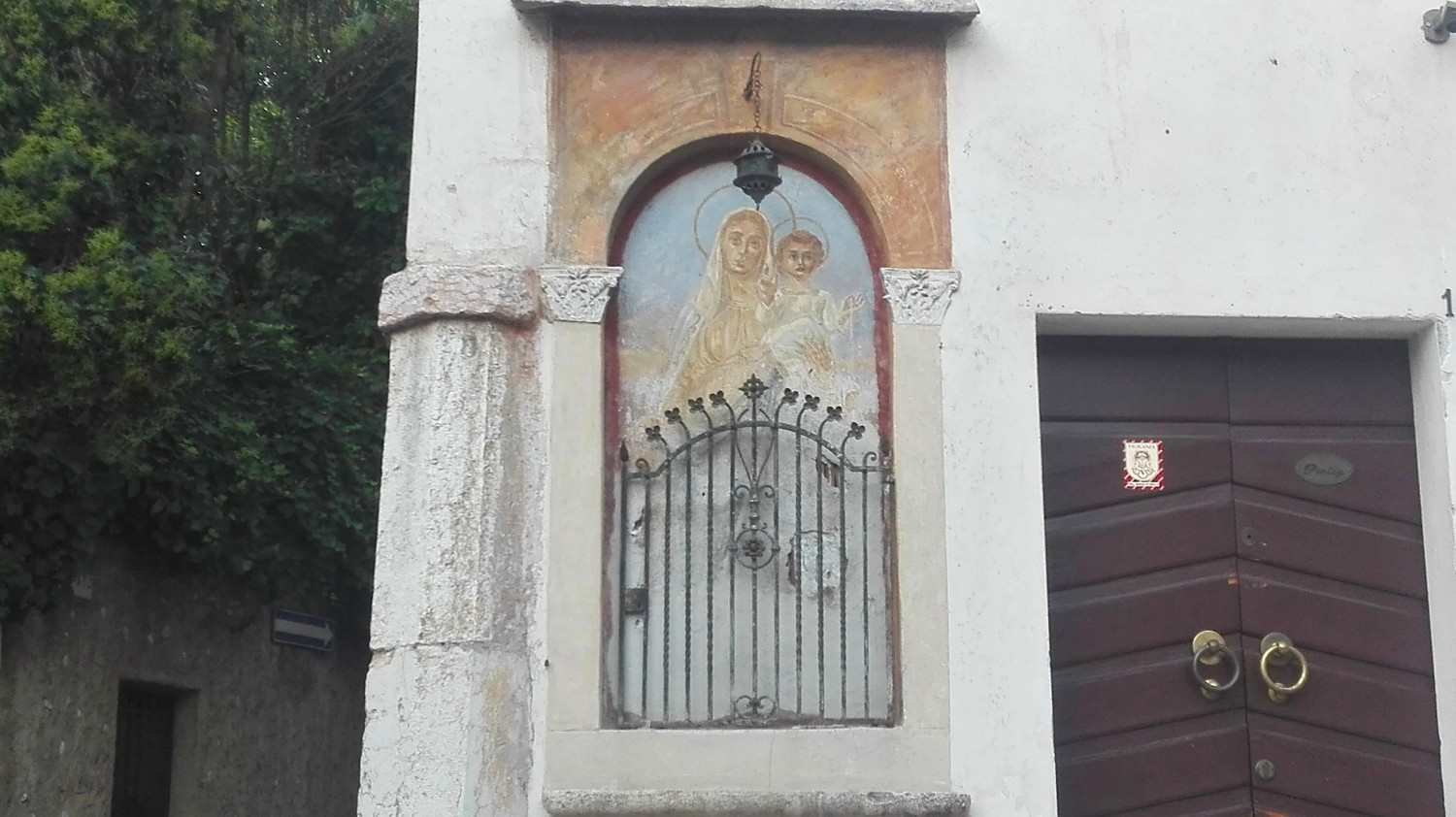 Vicolo Angarano (foto Alessandro Tich)