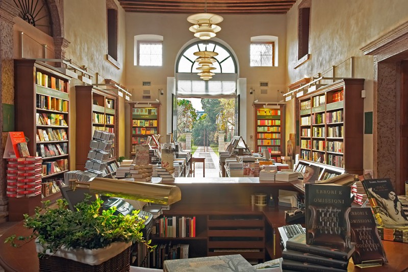 Premiato il Palazzo dei libri