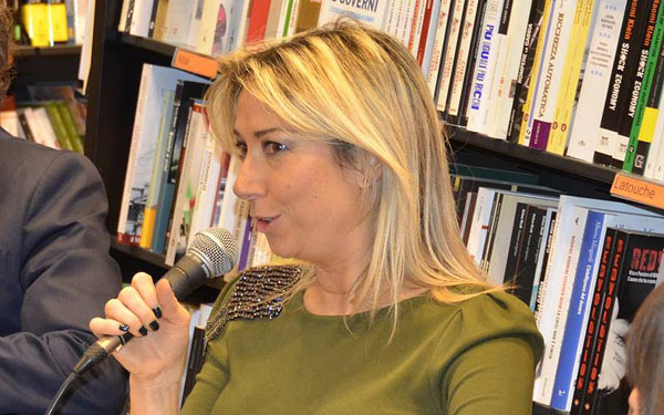 “Candidata” a sua insaputa
