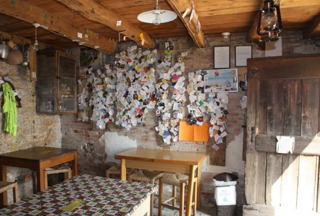 Un giallo, all'Osteria senza oste