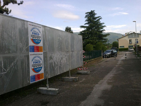 A.A.A. tabelloni elettorali cercasi