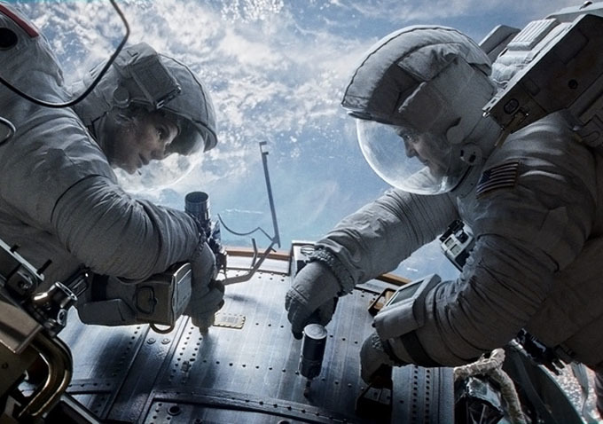 Fotogramma dal film "Gravity" di A.Cuaròn, in programmazione martedì 1 luglio. 